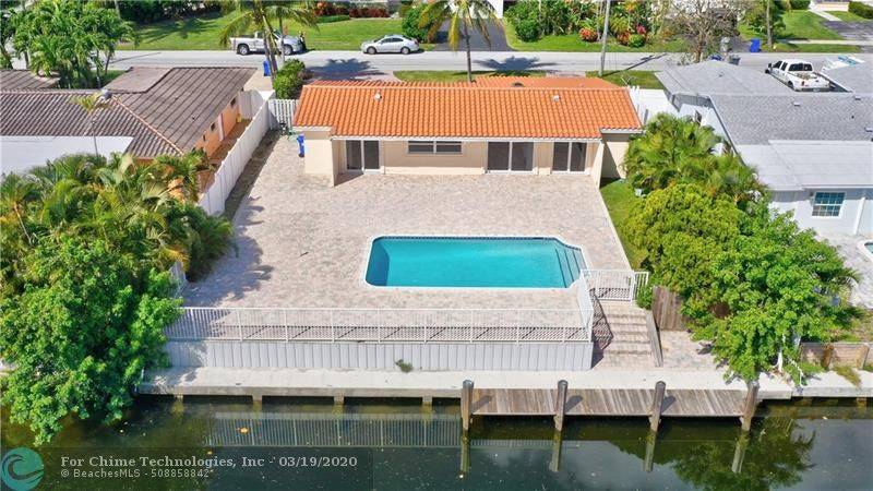 Pompano Beach, FL 33060,942 SE 10th Ct