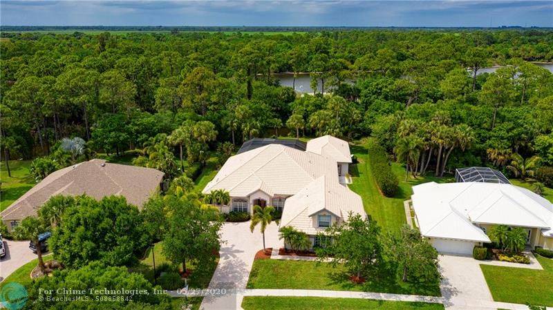 Stuart, FL 34997,8041 SW Yachtsmans Dr