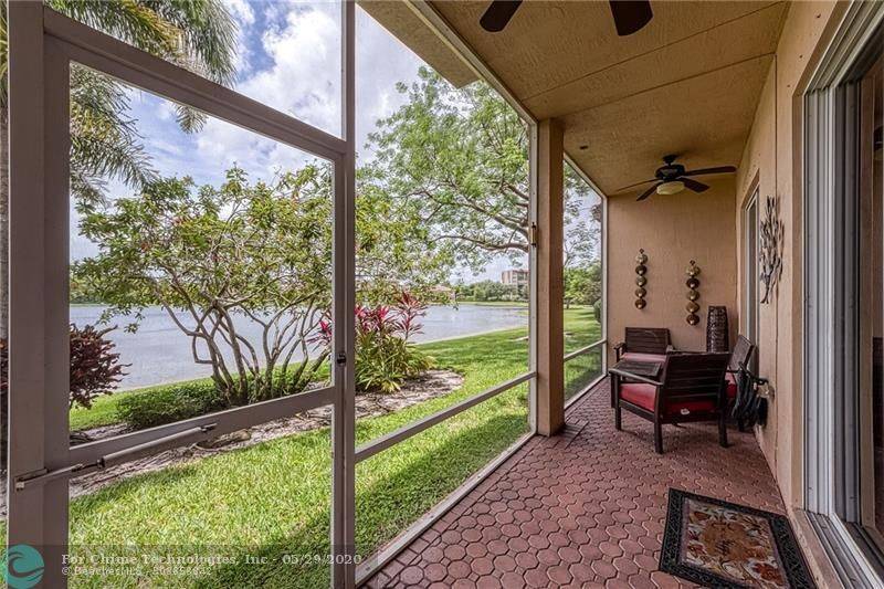 Davie, FL 33328,3335 Lakeside Dr  #36