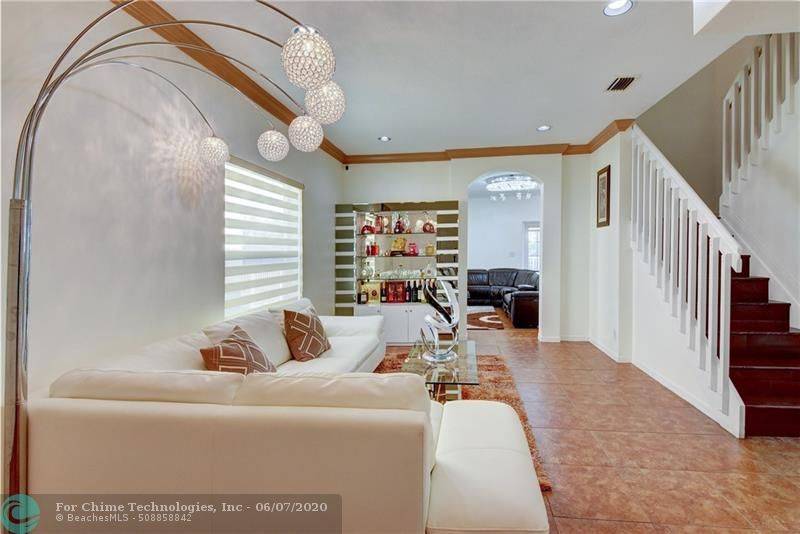 Margate, FL 33063,5901 S Sable Cir