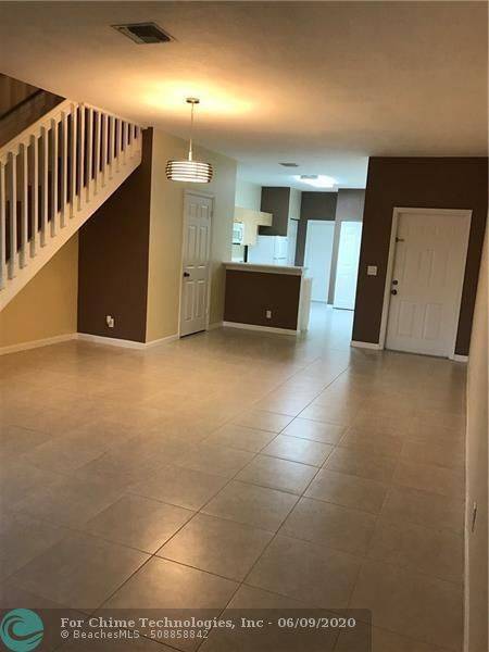 Weston, FL 33332,4148 FOREST DR  #4148