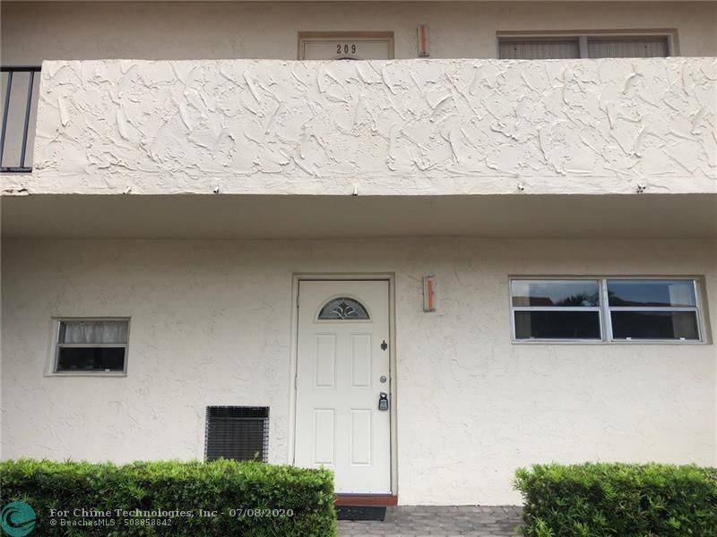 Pembroke Pines, FL 33025,371 S Hollybrook Dr  #109