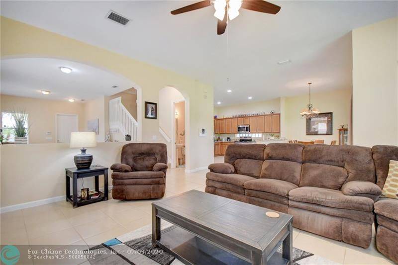 Boynton Beach, FL 33436,1094 Grove Park Cir