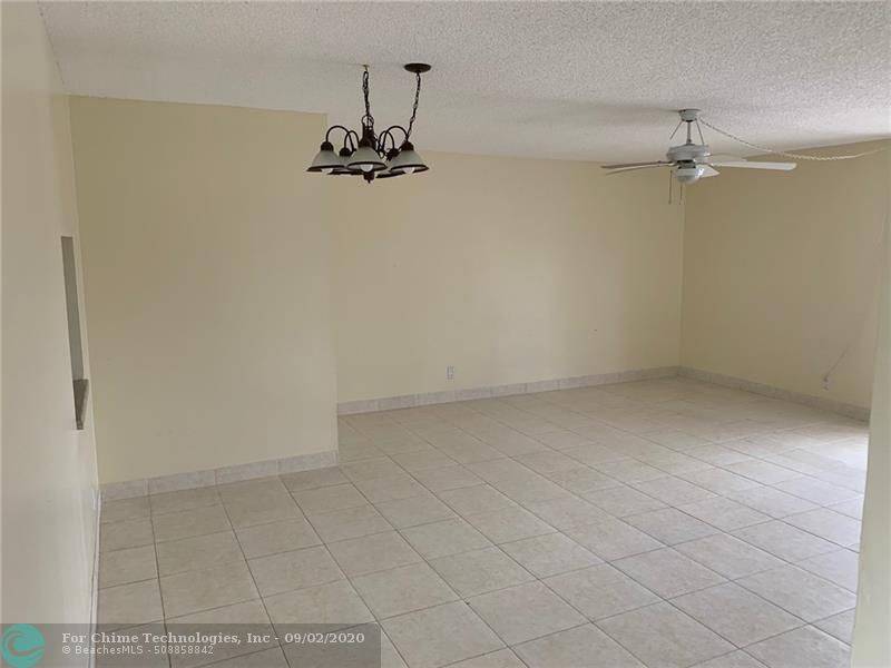 Davie, FL 33317,7000 Nova Dr  #303