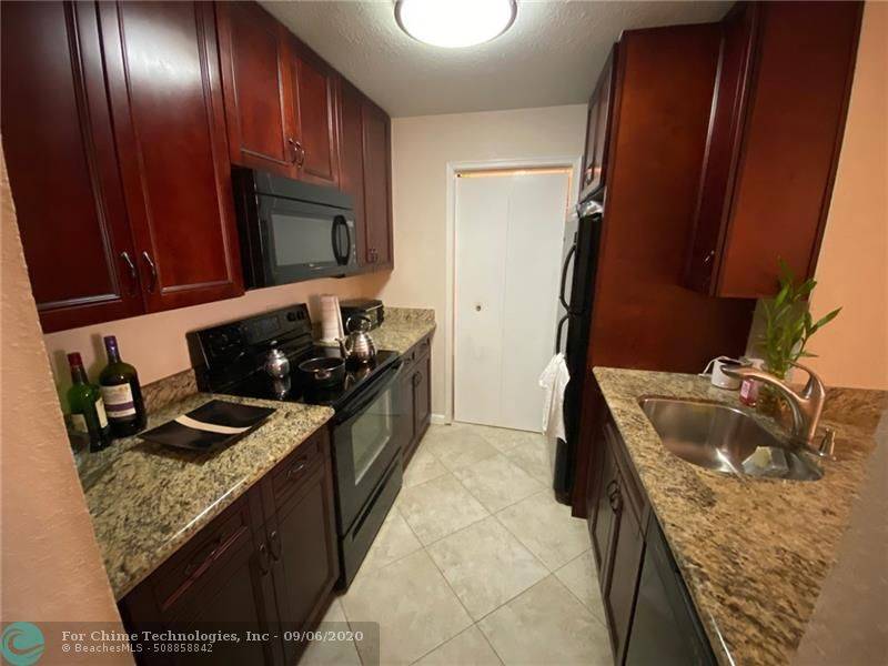 Coral Springs, FL 33071,733 Riverside Dr  #1211