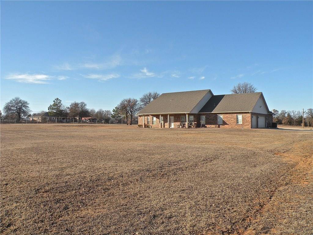 Mcloud, OK 74851,120 Oakridge Ln