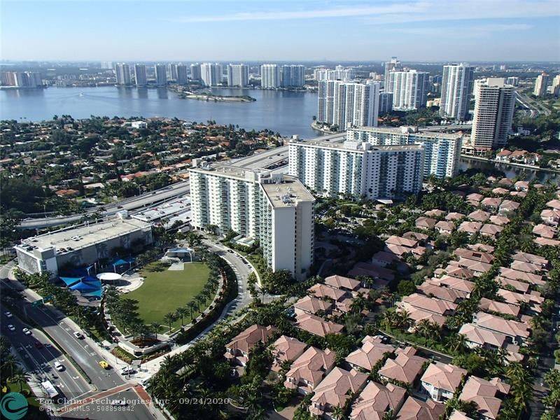 Sunny Isles Beach, FL 33160,19370 Collins Ave  #624