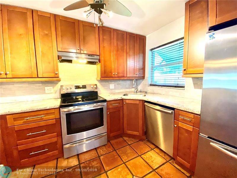 Wilton Manors, FL 33311,508 NW 30 ST