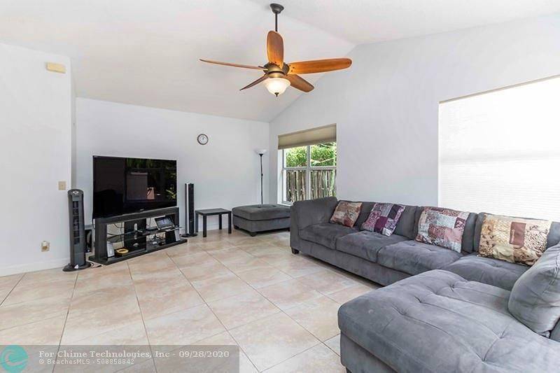 Davie, FL 33328,9253 Arborwood Cir