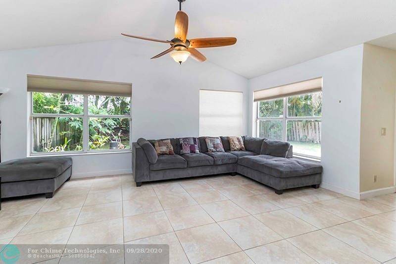 Davie, FL 33328,9253 Arborwood Cir