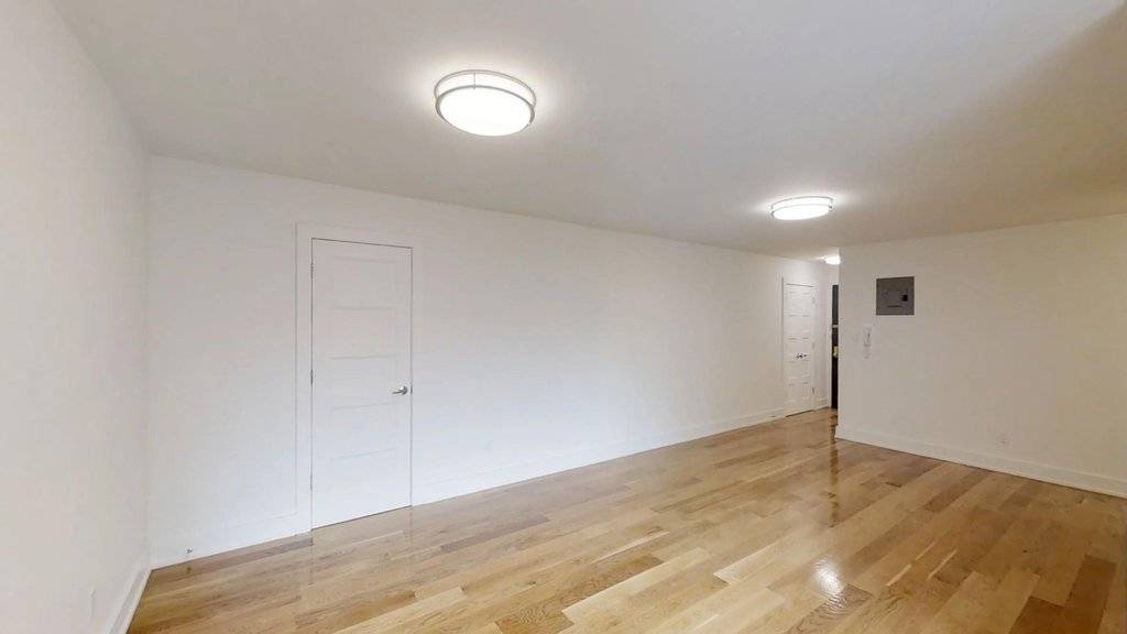 Flushing, NY 11355,142-20 Franklin Avenue #4Z