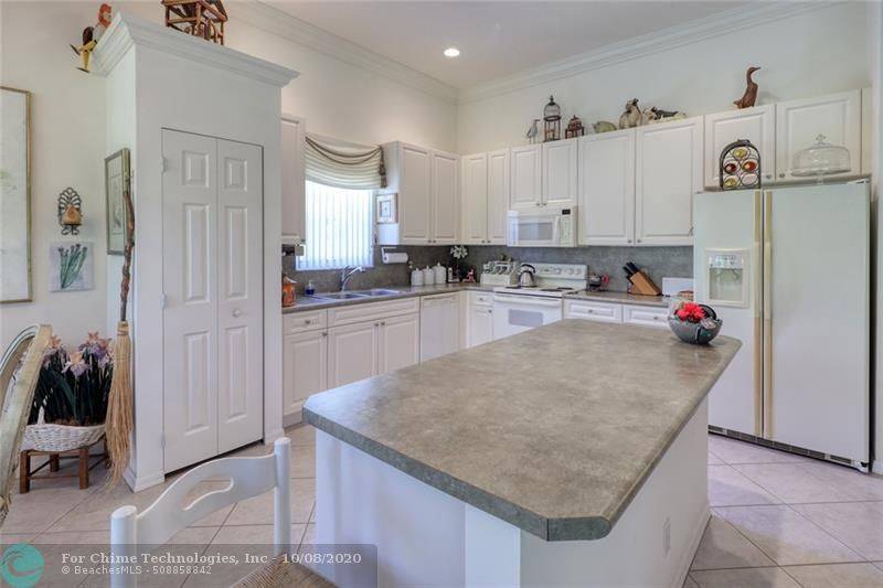 Lake Worth, FL 33467,9653 Positano Way