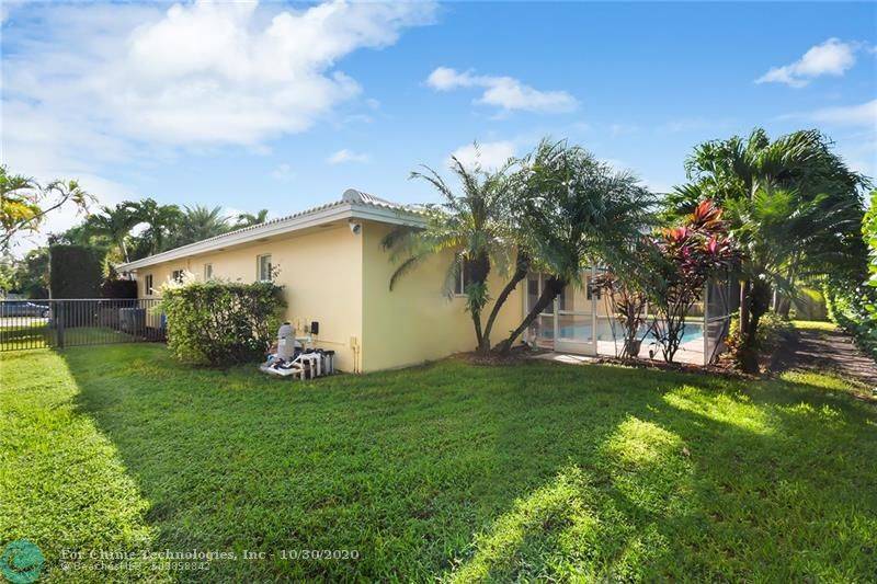 Weston, FL 33326,570 Westwood Ln