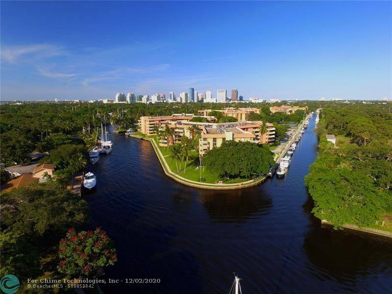 Fort Lauderdale, FL 33315,900 River Reach Dr  #202