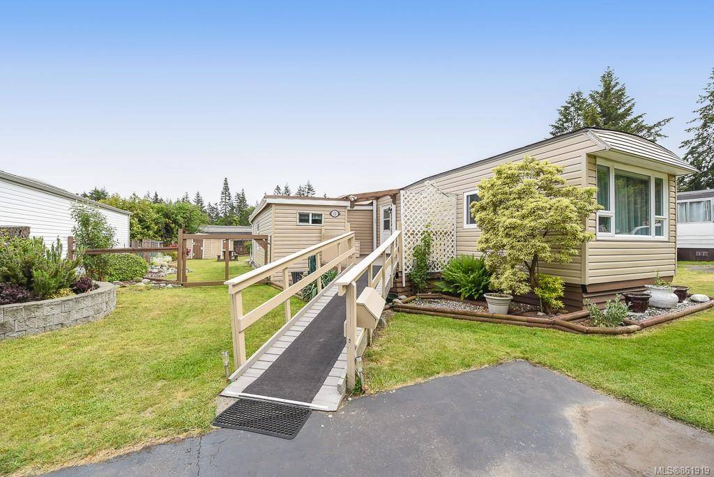 Comox, BC V9M 4E1,1901 Ryan Rd E #32