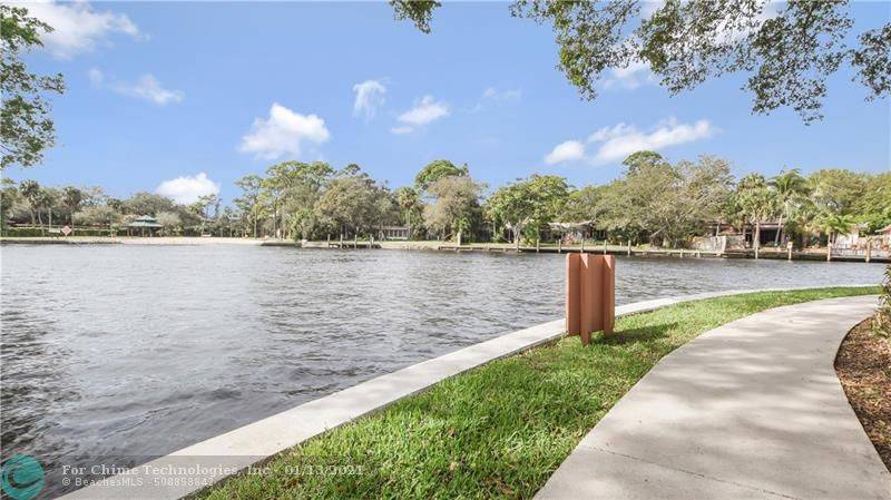 Fort Lauderdale, FL 33315,1301 River Reach Dr  #416