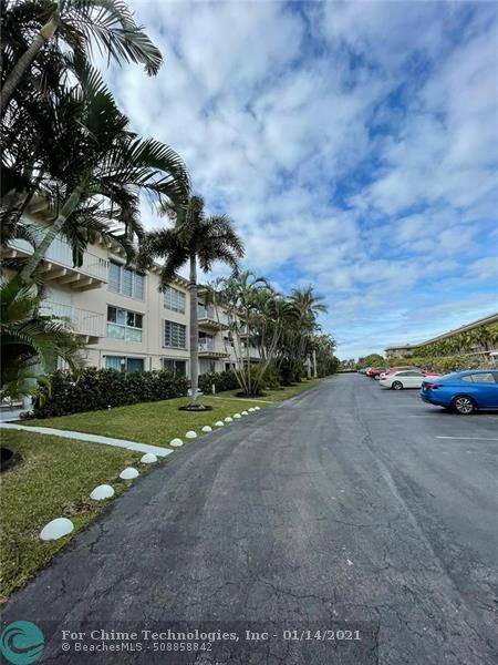 South Palm Beach, FL 33480,4001 S Ocean Blvd #111