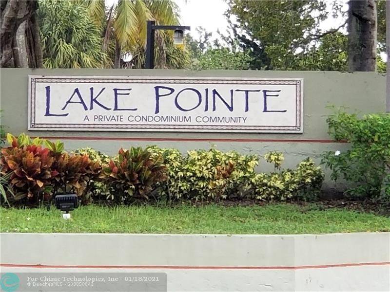 Oakland Park, FL 33309,210 Lake Pointe Dr  #310