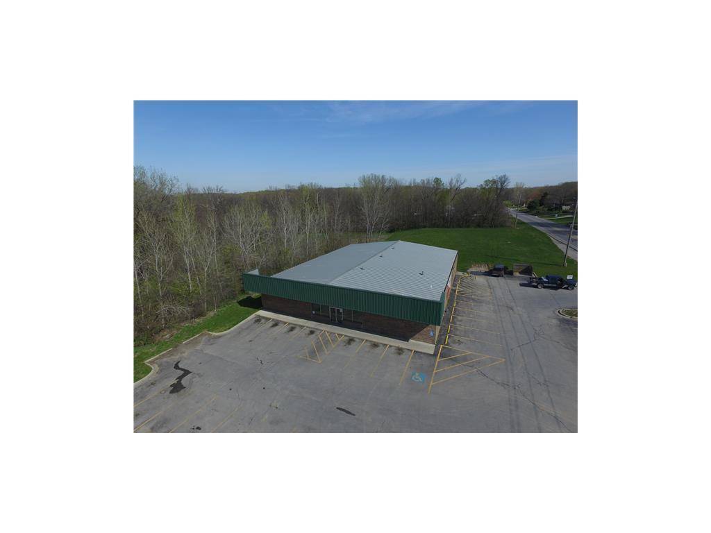 Smithville, MO 64089,406 169 N HWY