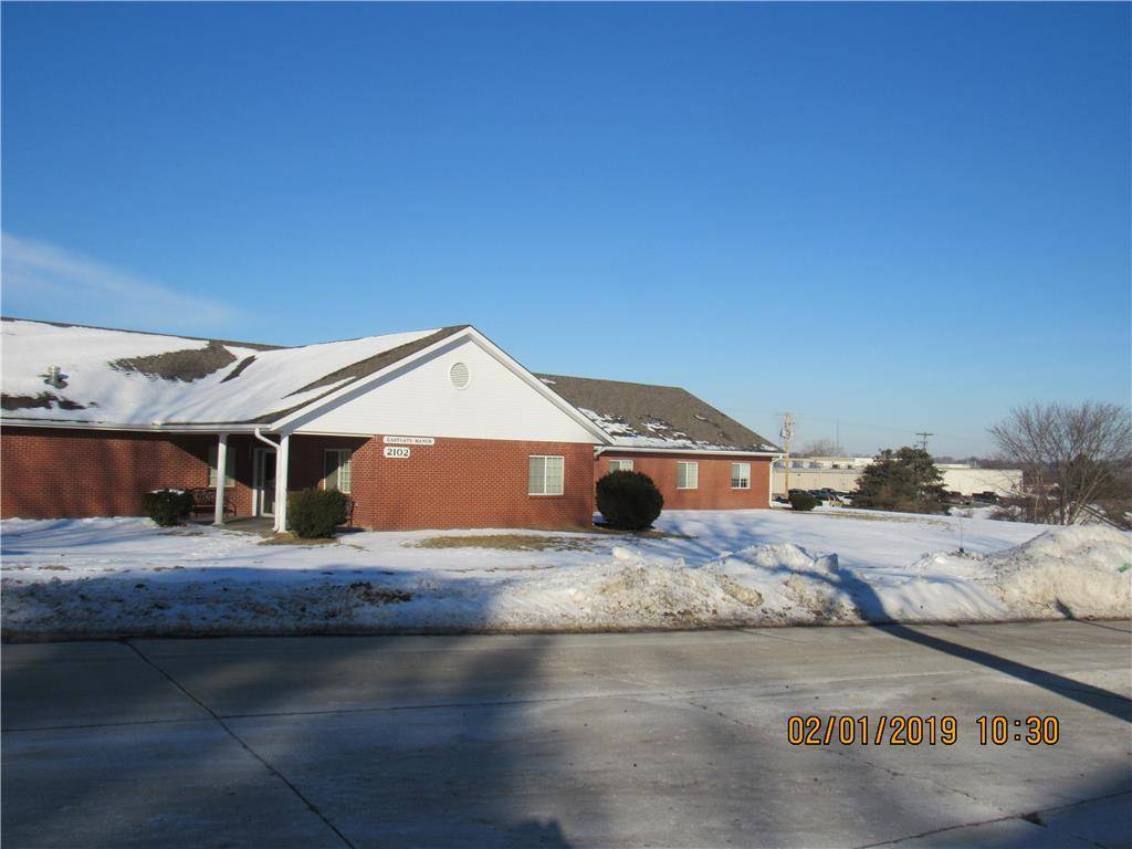 St Joseph, MO 64506,2102 Village DR