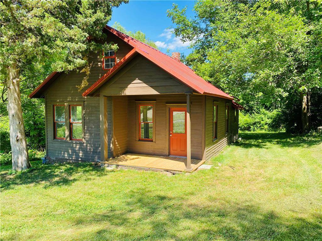 St Joseph, MO 64503,4809-2 S 22 ST