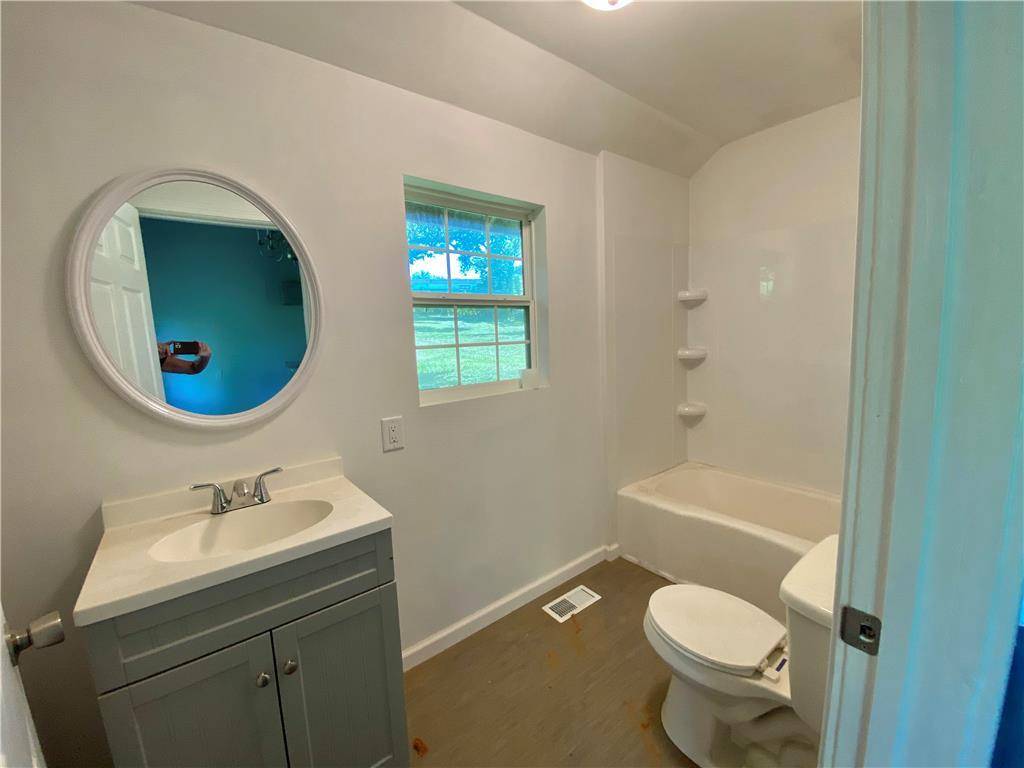 St Joseph, MO 64503,4809-2 S 22 ST