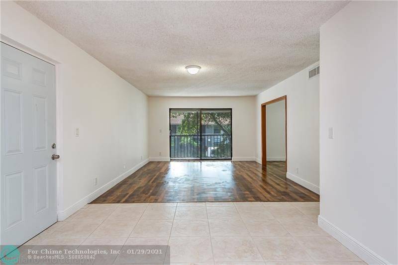 Boynton Beach, FL 33436,9930 Pineapple Tree Dr  #201