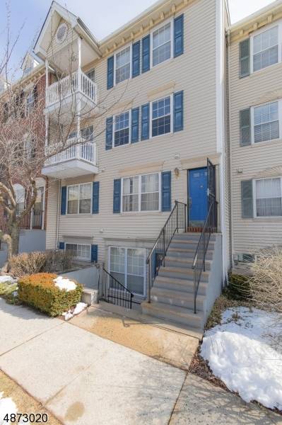 Newark City, NJ 07103,16 COLGATE DR