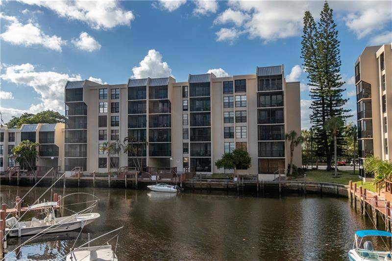 Boca Raton, FL 33432,4 ROYAL PALM  #601