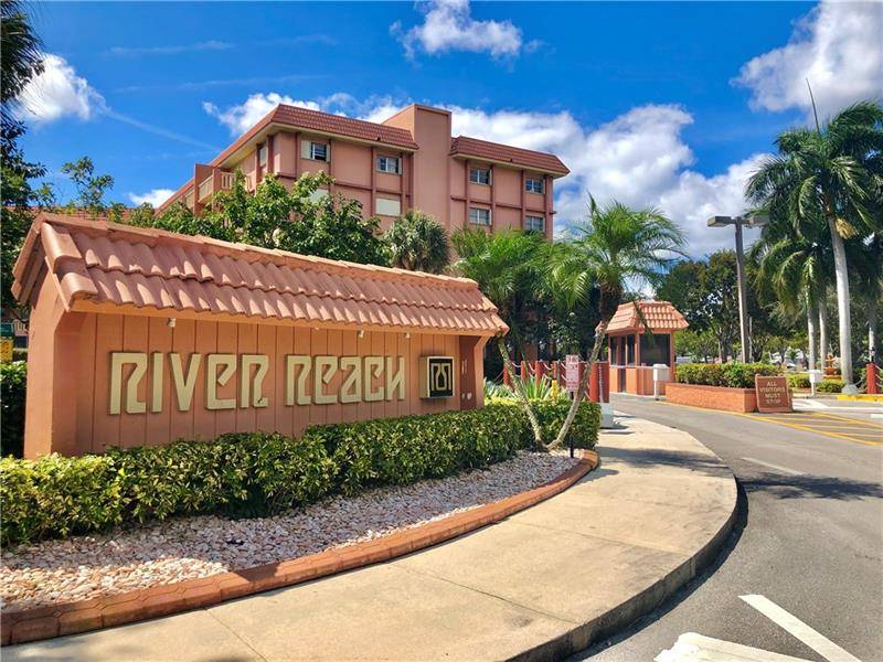 Fort Lauderdale, FL 33315,900 River Reach Dr  #312