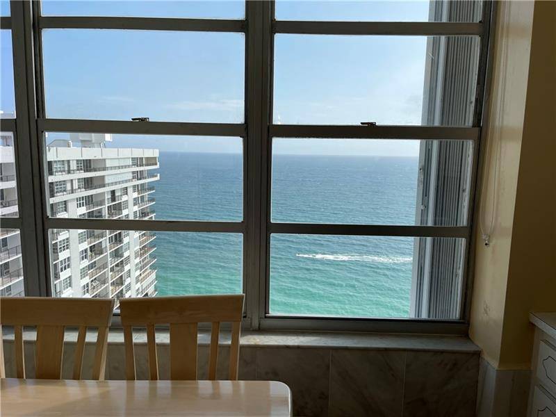 Fort Lauderdale, FL 33308,4280 E Galt Ocean Dr  #27B