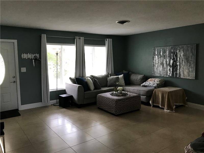 Pompano Beach, FL 33060,901 SE 10th St