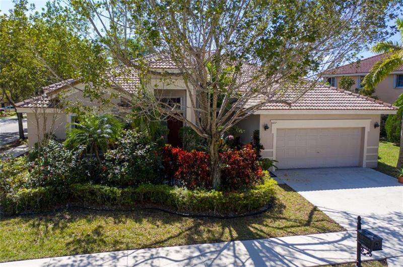 Weston, FL 33331,3857 Heron Ridge Ln