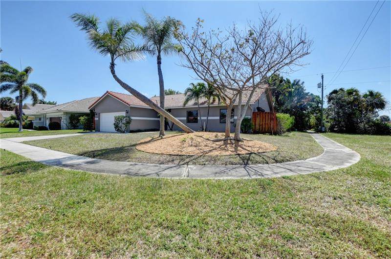 Boca Raton, FL 33487,454 Prairie Rose Ln