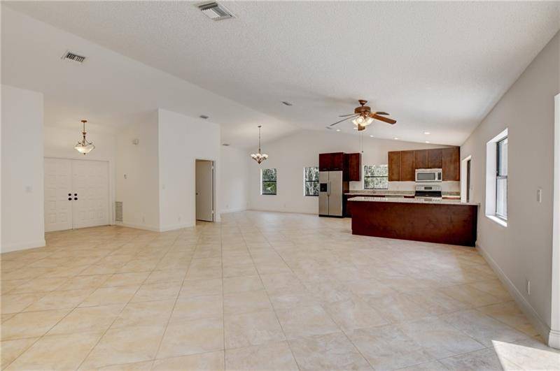 Boca Raton, FL 33487,454 Prairie Rose Ln