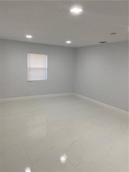 Miami, FL 33142,2960 NW 50th St