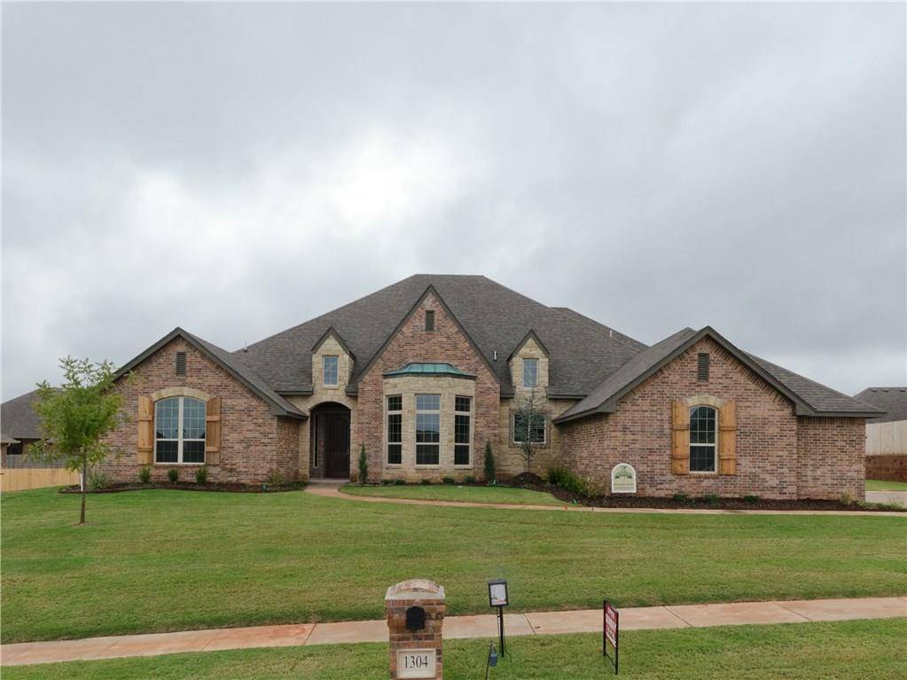 Edmond, OK 73012,1304 NW 189th Street