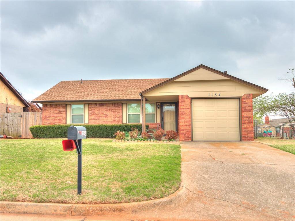 Mustang, OK 73064,1134 W Griggs Way