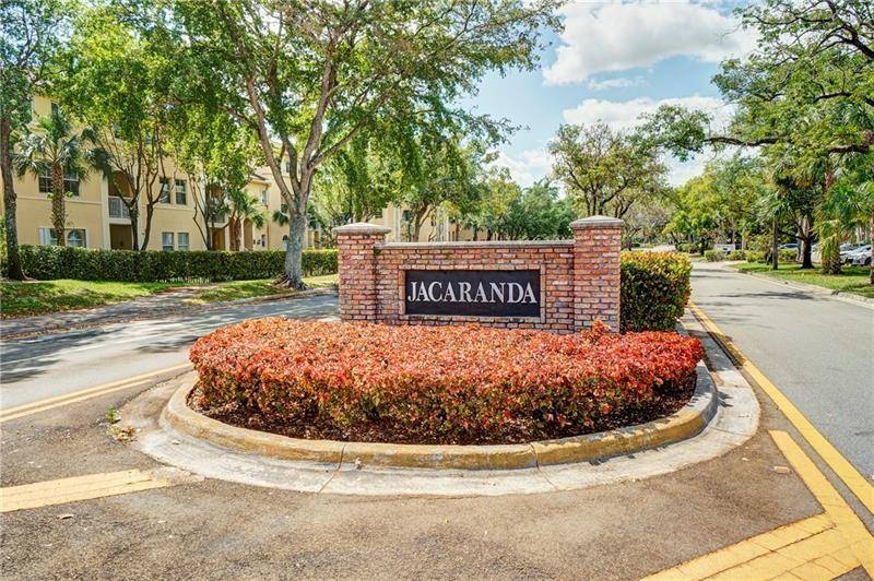 Plantation, FL 33324,250 Jacaranda Dr  #205