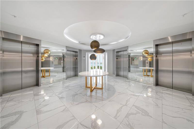 Bal Harbour, FL 33154,10275 Collins Ave  #1432