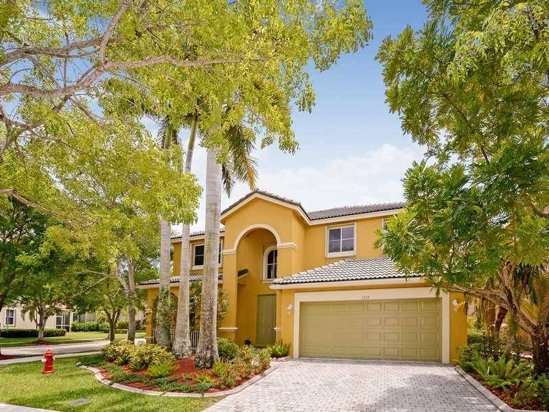 Weston, FL 33327,1113 SUNFLOWER CR