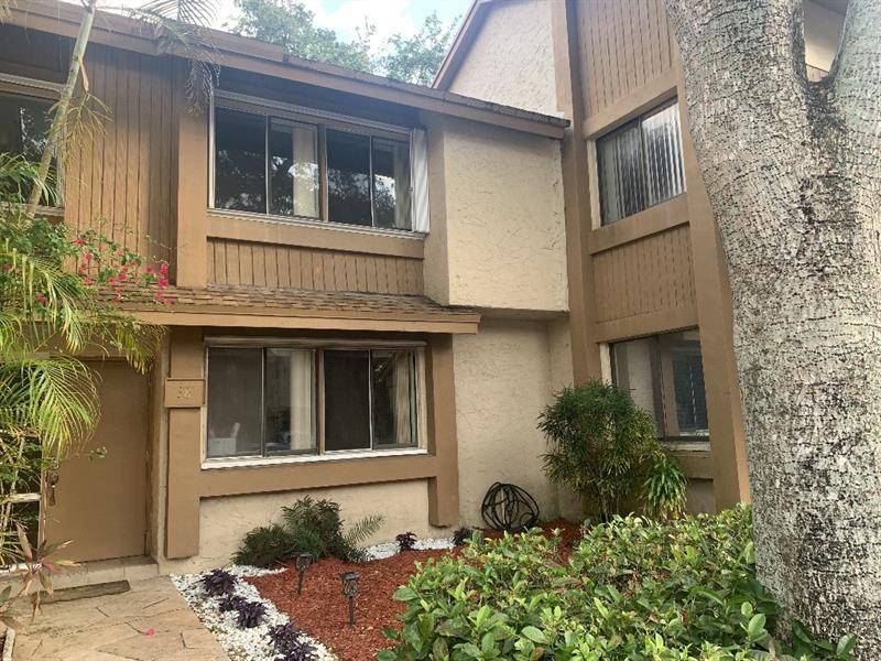 Plantation, FL 33324,38 Wimbledon Lake Drive  #218