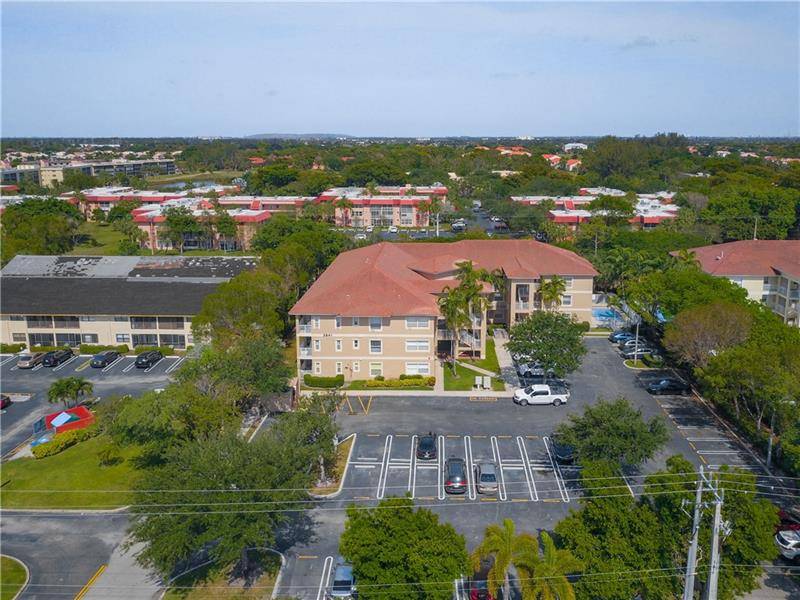 Coral Springs, FL 33065,2941 Riverside Dr  #103