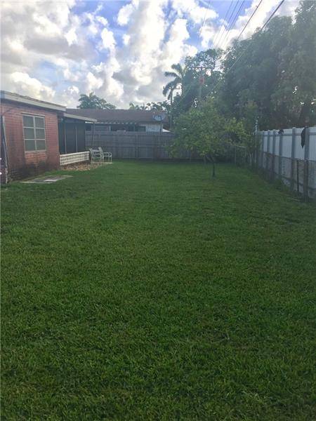 Pembroke Pines, FL 33023,321 SW 65th Ave