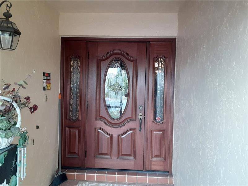 Tamarac, FL 33321,7054 Golf Pointe Cir