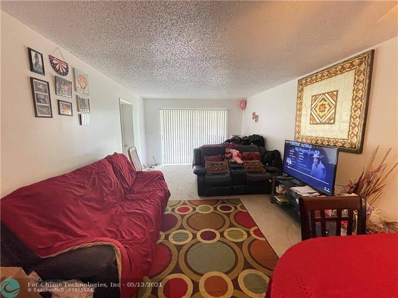 Tamarac, FL 33321,8020 Fairview Dr  #205