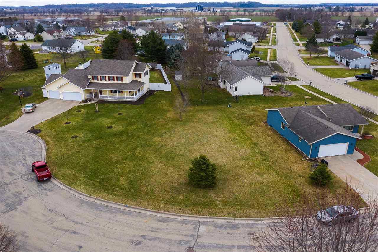 Belleville, WI 53508,916 Ann Ct