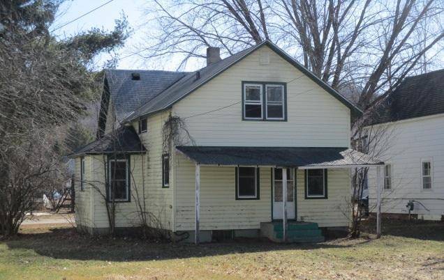 Elmwood, WI 54740,311 S Woodworth St