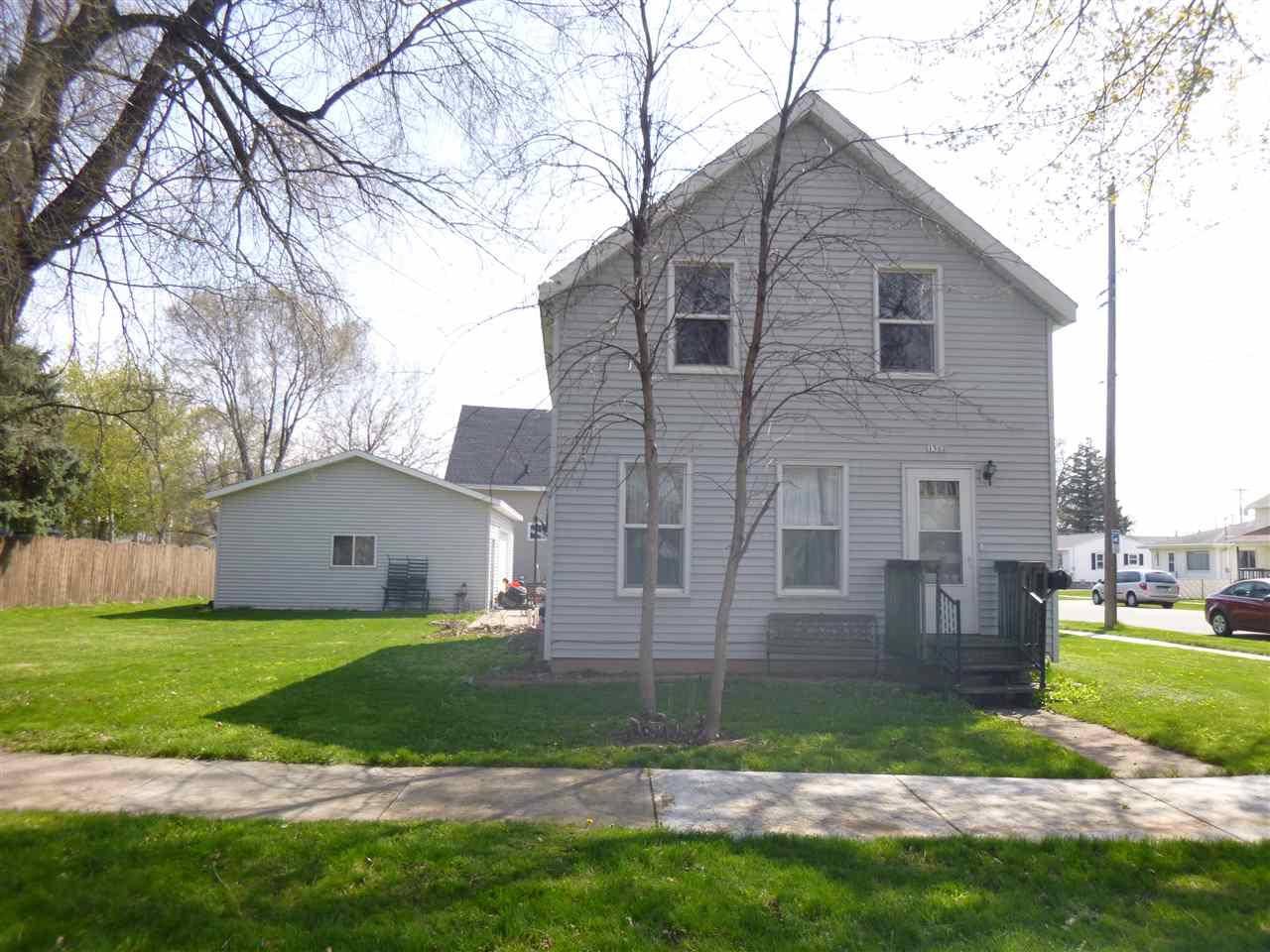 Oshkosh, WI 54902,1502 PUNHOQUA STREET