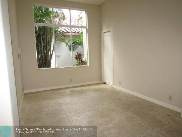 Boca Raton, FL 33433,7061 Mallorca Cres